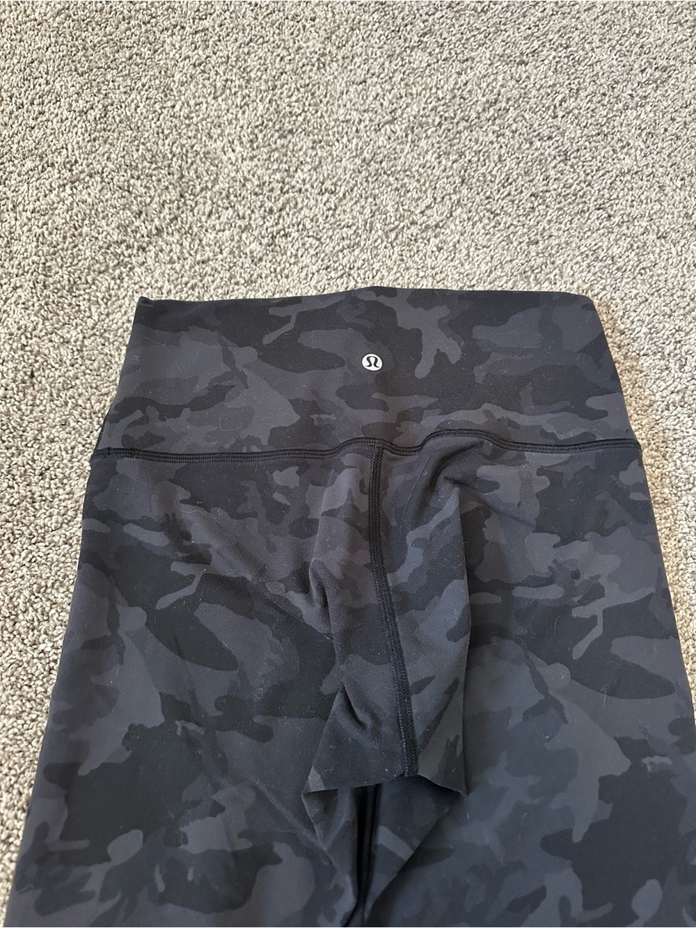 Lululemon Wunder Under High Rise Tight - Picture 5 of 6